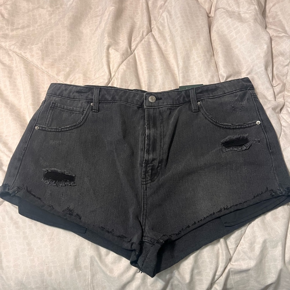 Wild Fable Highest rise cheeky Jean shorts!! Brand new with tag!